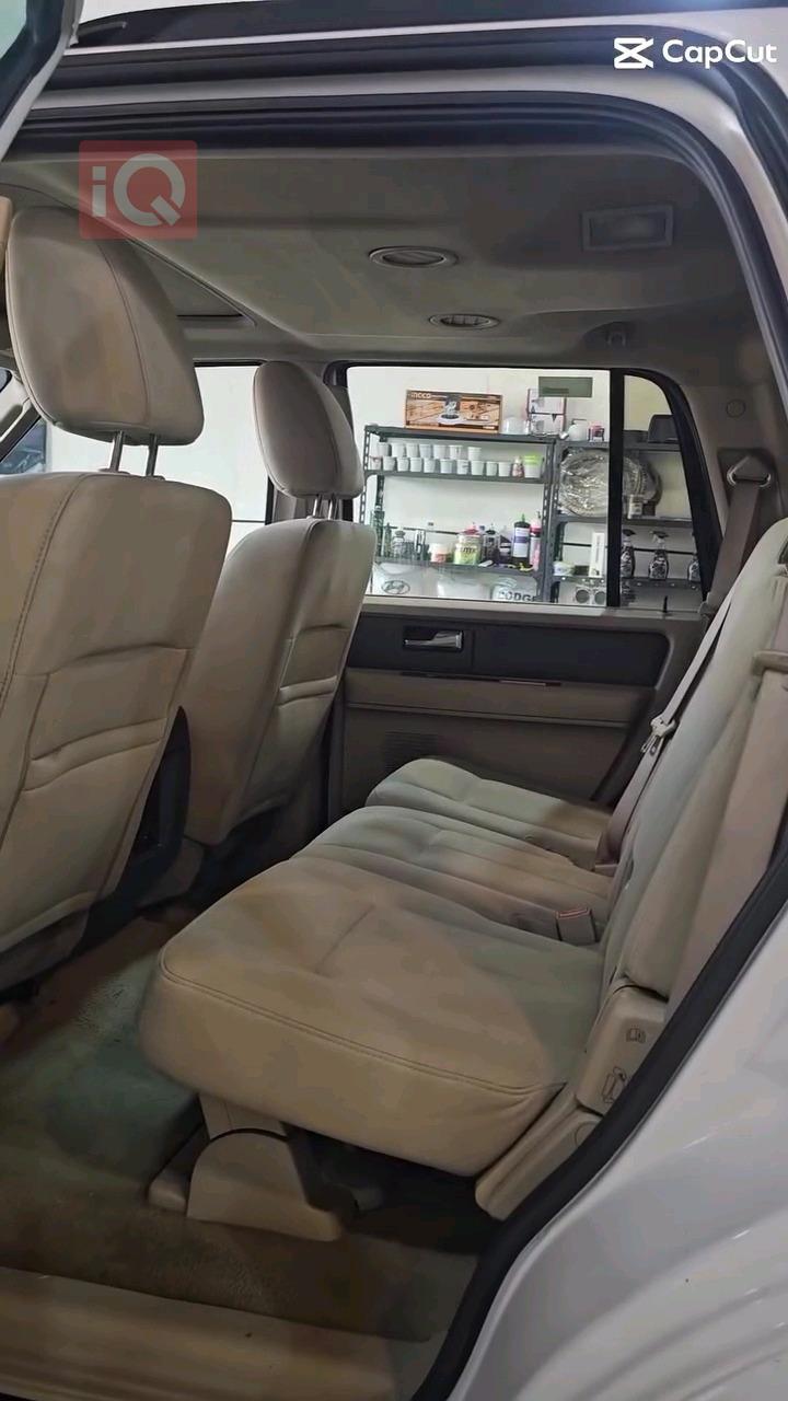 Ford Expedition